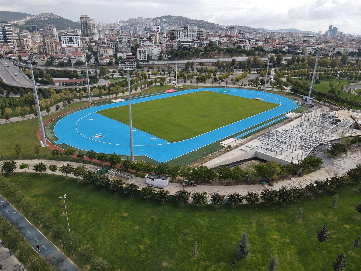 Maltepe Kenan Onuk Atletizm Pisti